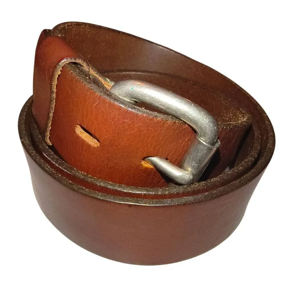 Eddie Bauer Leather Belt WPL 9647 Size 40 Brown England Silver tone hardware